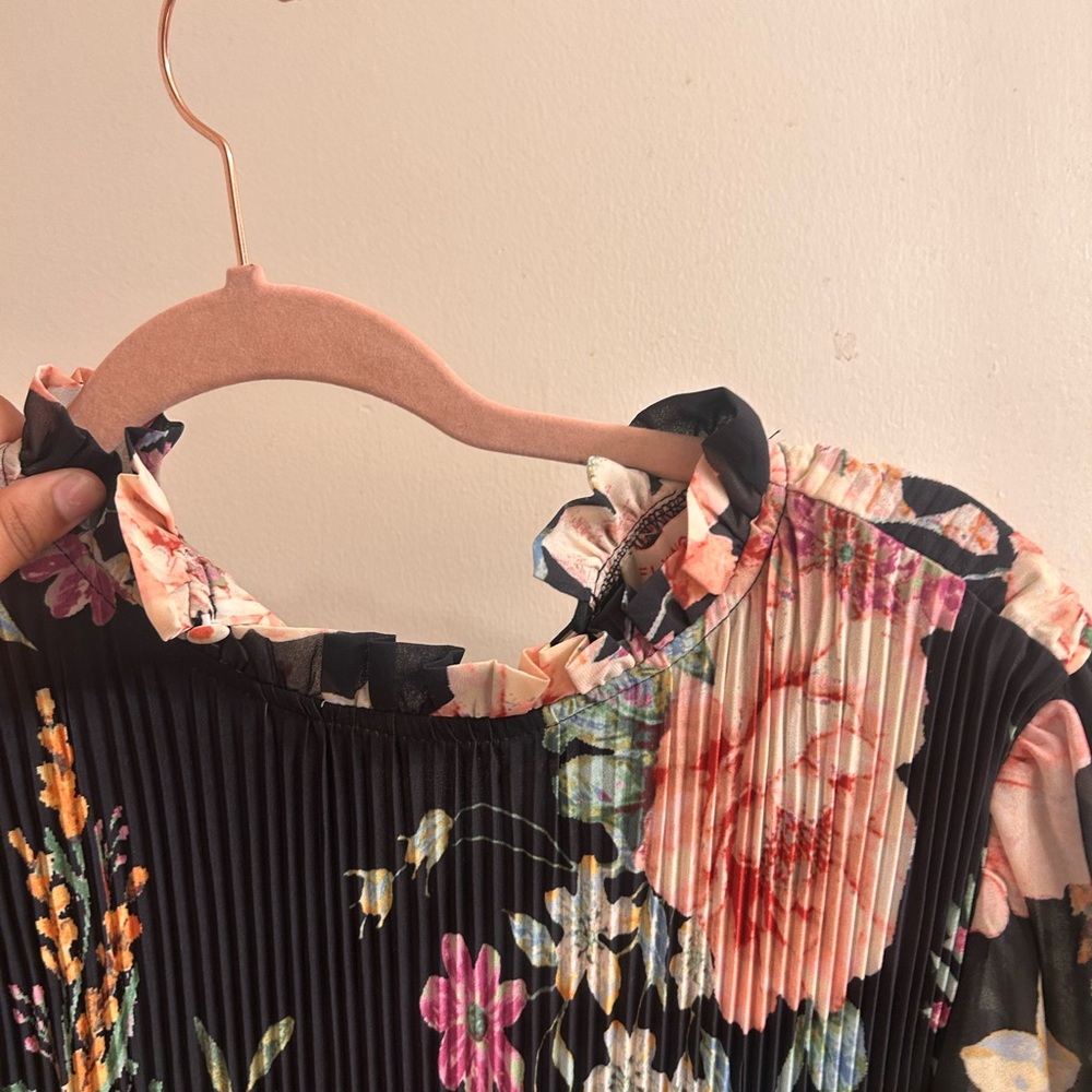 Flying Tomato Multicolor Floral Top